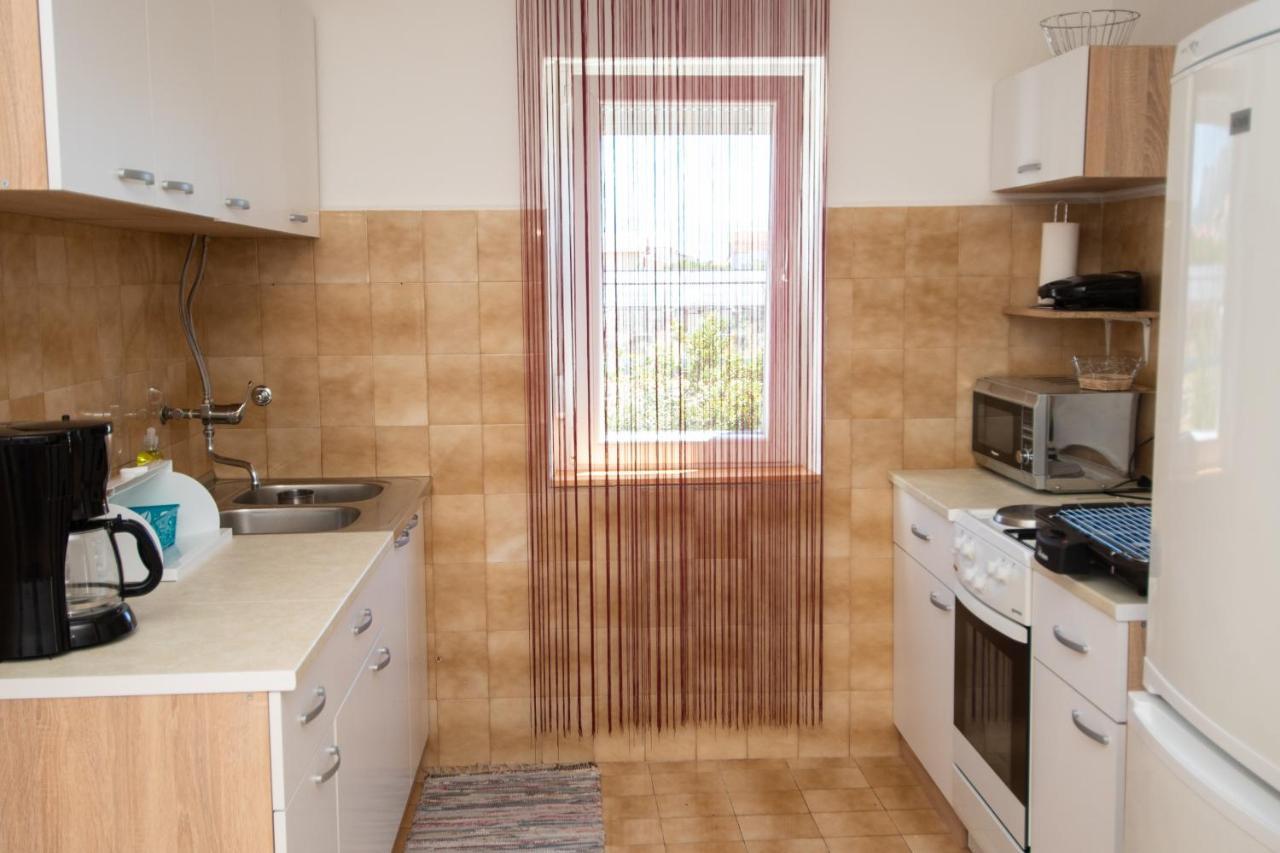 Apartmani Ivana 2 Kaštela Zewnętrze zdjęcie