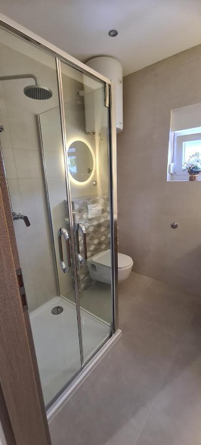 Apartmani Ivana 2 Kaštela Zewnętrze zdjęcie