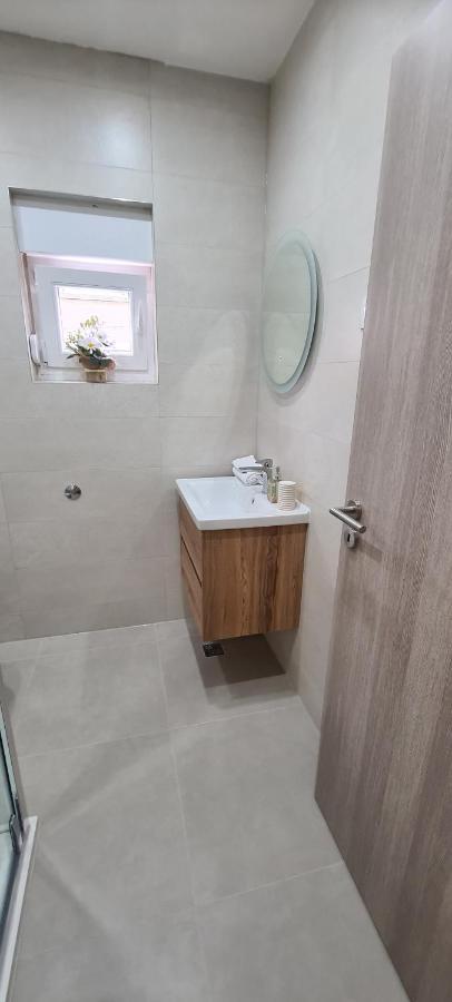 Apartmani Ivana 2 Kaštela Zewnętrze zdjęcie
